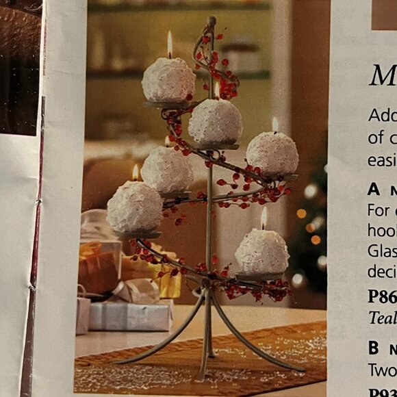 PartyLite 18 Votive Holders, Festive Centerpiece & Garland - Picture 4 of 7